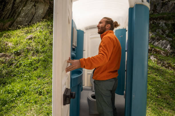 Best Portable restroom trailer rental  in Dodgeville, WI