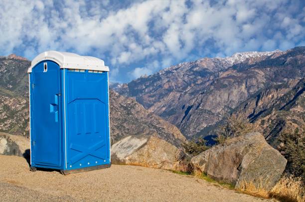 Porta potty delivery and setup in Dodgeville, WI